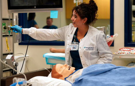 As Pell grants expand, students see openings to afford short-term job training